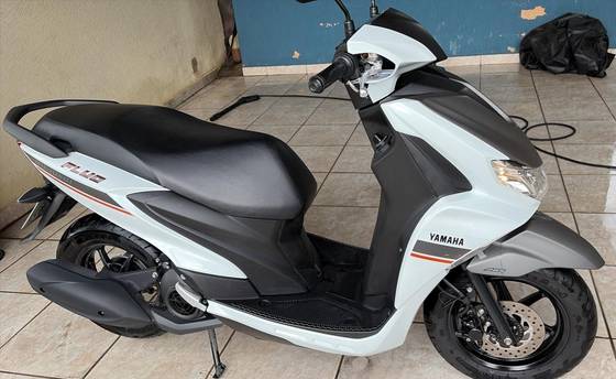 YAMAHA FLUO 125 ABS 
